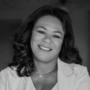 Lúcia Helena Oliveira